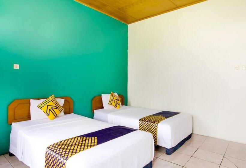 Spot On 2584 Hotel Karya Nunggal Asri