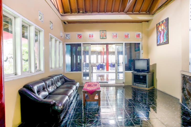 Spot On 2584 Hotel Karya Nunggal Asri