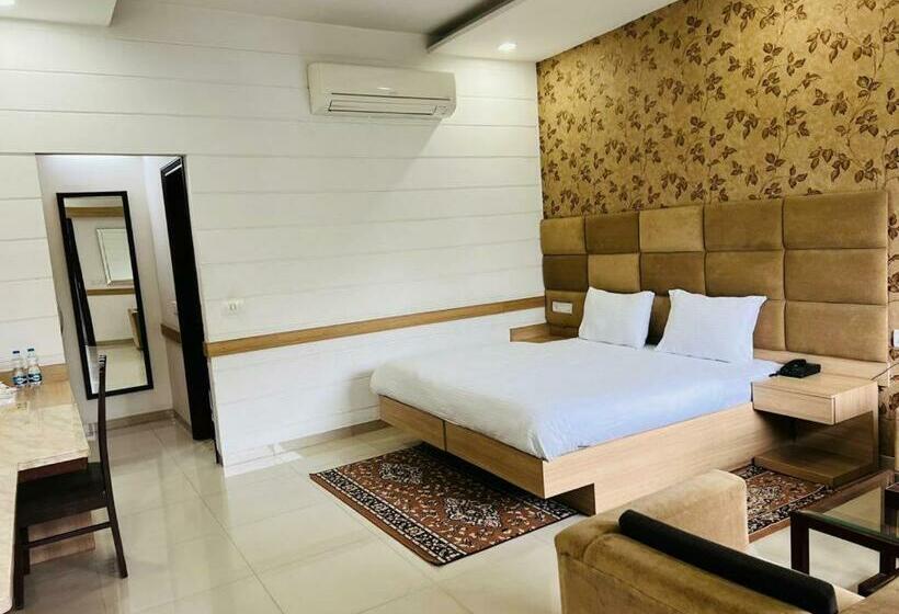 호텔 Whistling Greens