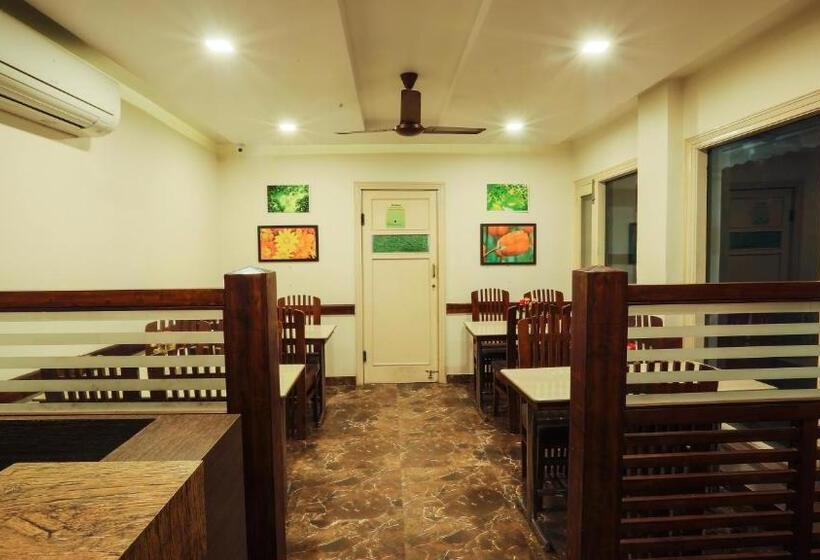 호텔 Whistling Greens