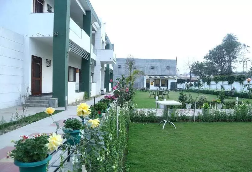 Hotelli Whistling Greens