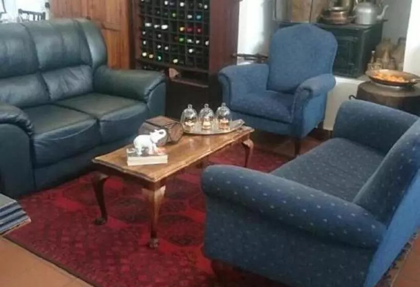 Majatalo Geluksdam Guest House