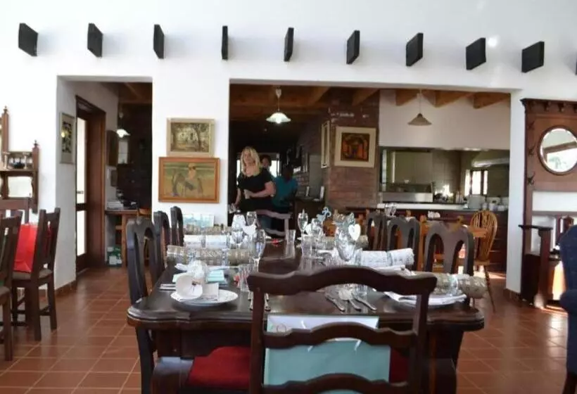 Majatalo Geluksdam Guest House