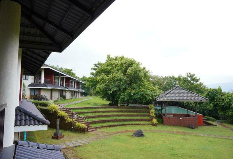 리조트 Forest Escapes Koyna