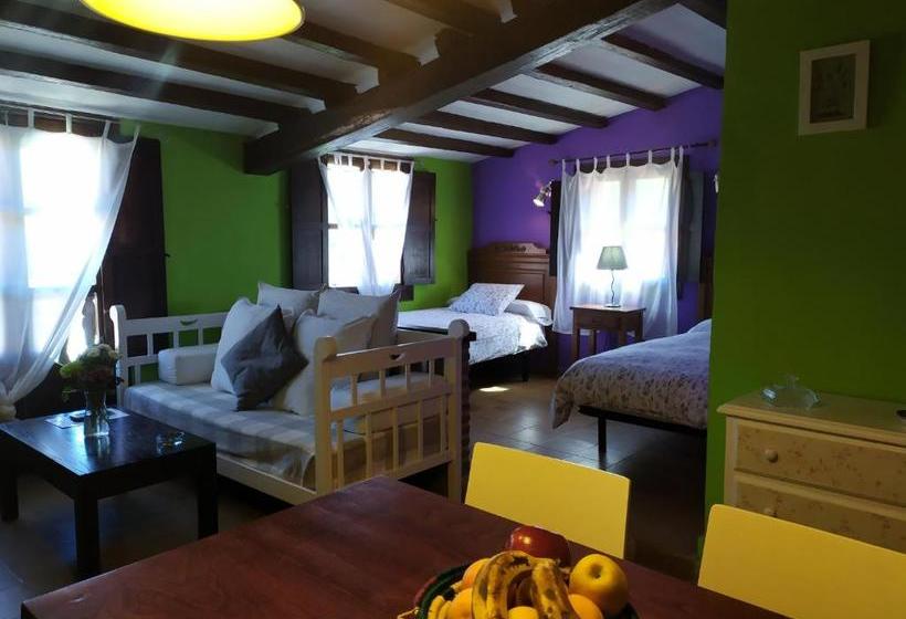 Apartamentos La Iguana