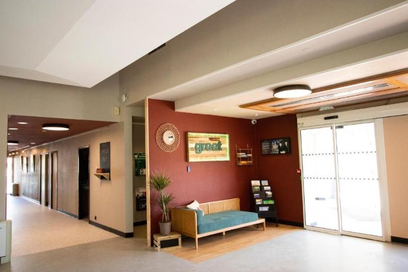 هتل Greet Hôtel Castres Saix