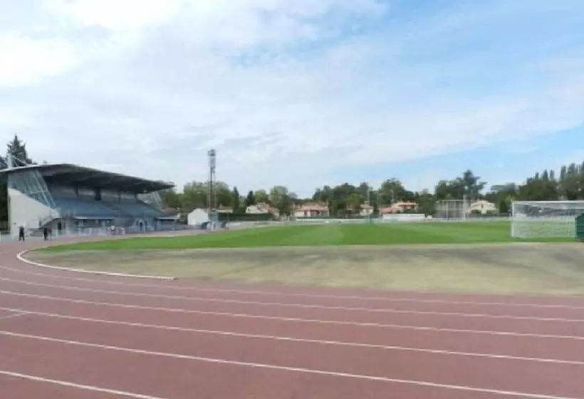 هتل Greet Hôtel Castres Saix