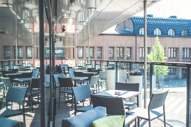 בית מלון כפרי Holiday Inn Helsinki City Centre, An Ihg