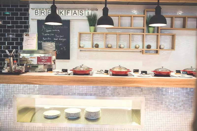 בית מלון כפרי Holiday Inn Helsinki City Centre, An Ihg