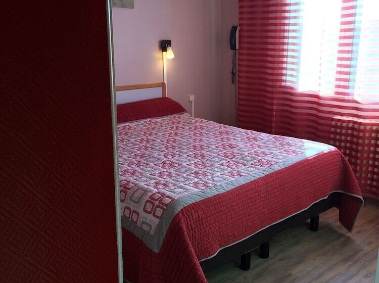 Hotel Hôtel Du 6 Juin