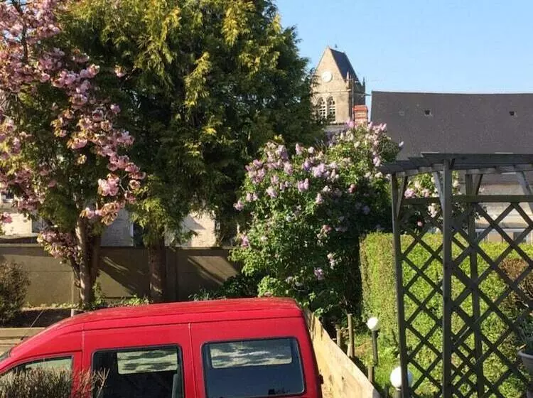 호텔 Hôtel Du 6 Juin