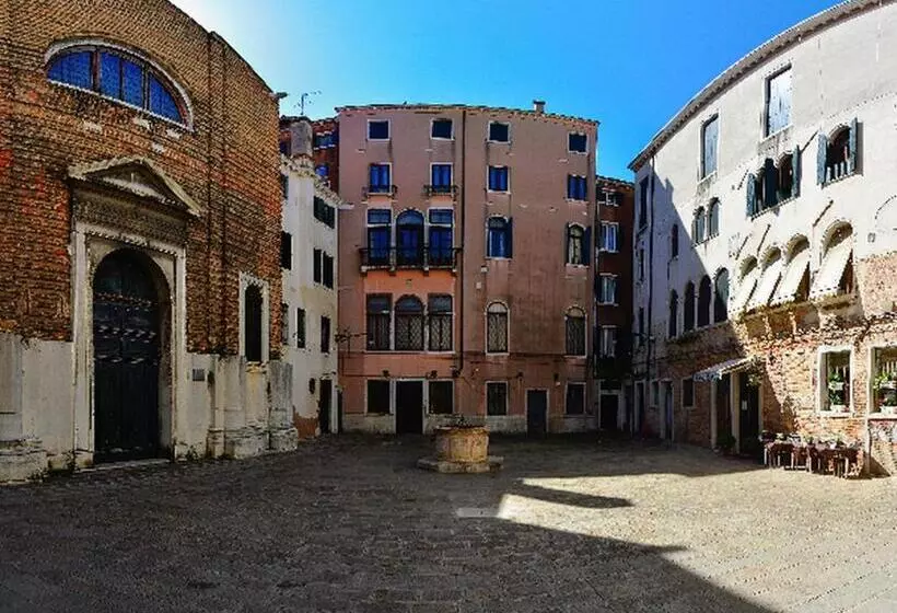 هتل Locanda Casa Querini