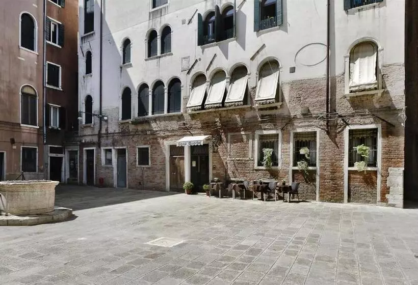 هتل Locanda Casa Querini