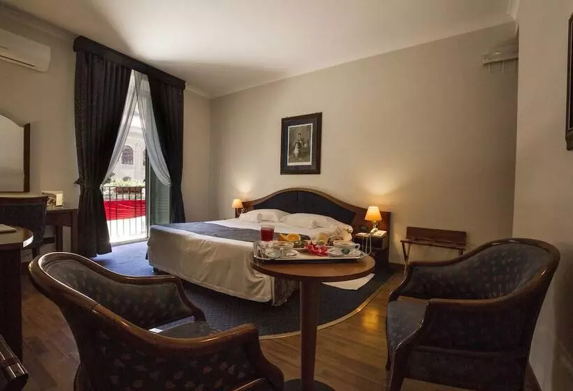 酒店 Massimo Plaza