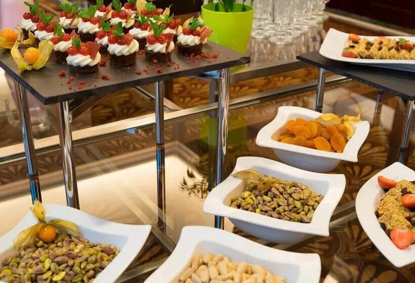 Radisson Blu Carlton Hotel, Bratislava