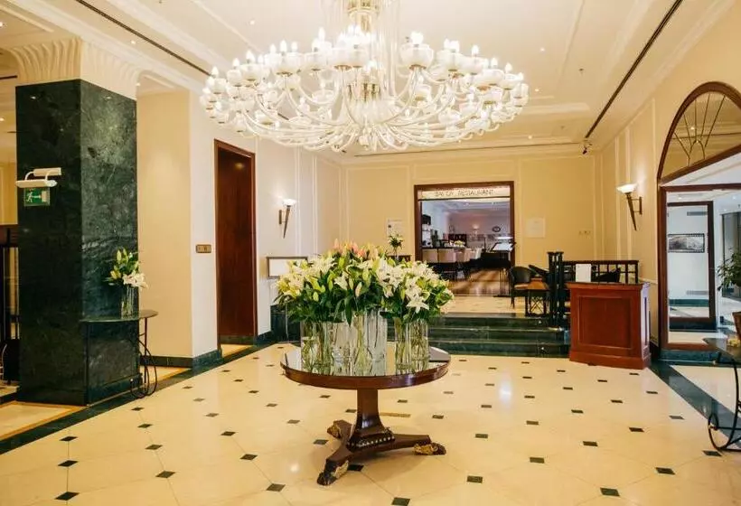 Radisson Blu Carlton Hotel, Bratislava