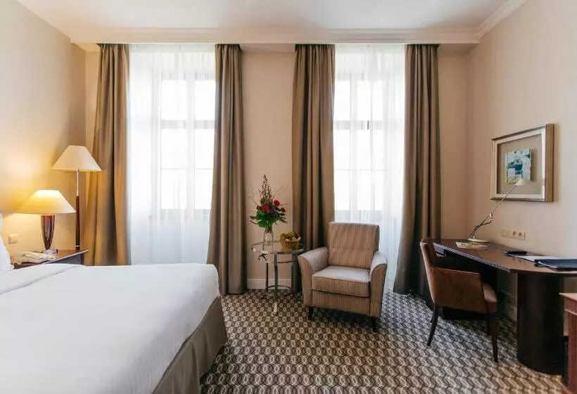 Radisson Blu Carlton Hotel, Bratislava