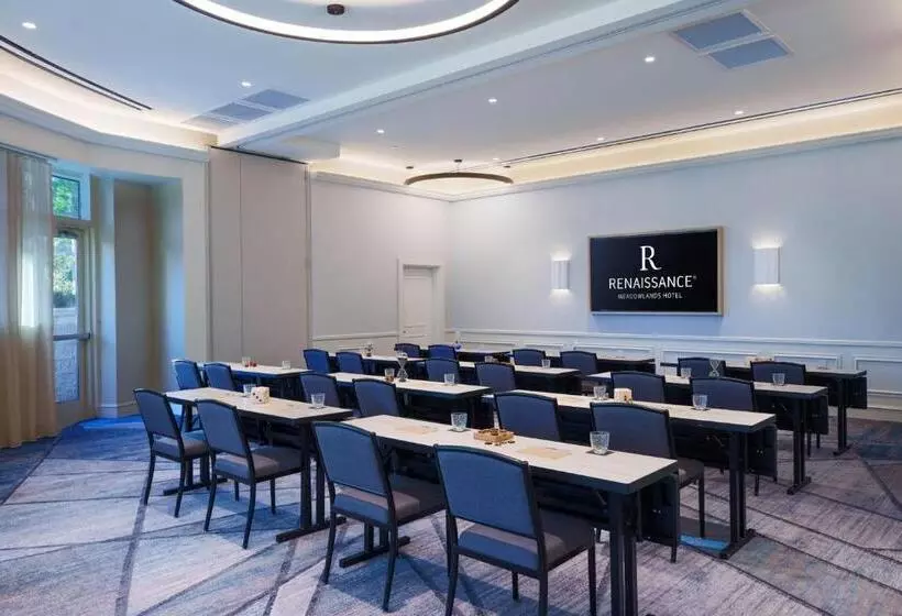 Hotel Renaissance Meadowlands