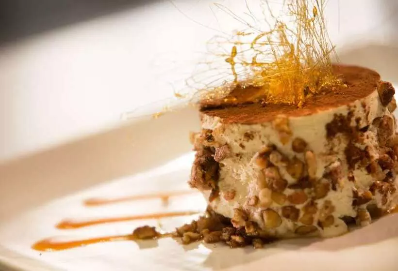 Hotel Renaissance Meadowlands