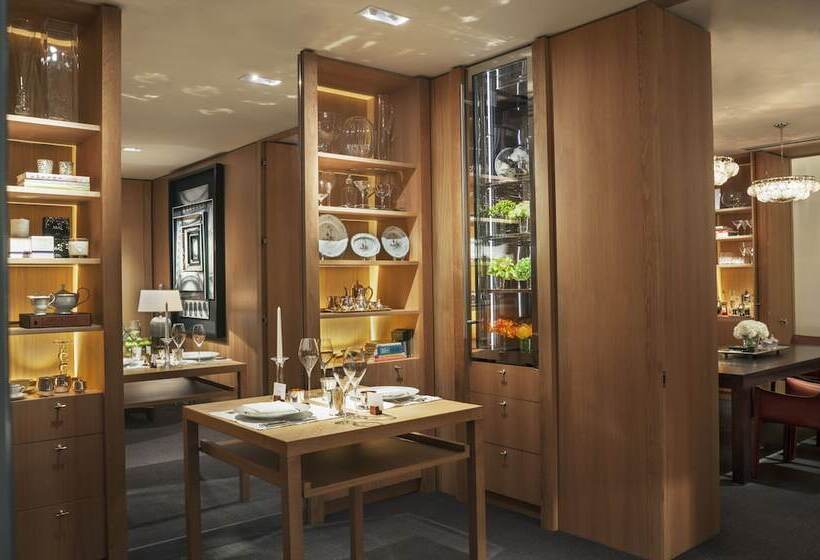هتل Rosewood London