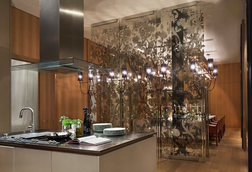 هتل Rosewood London