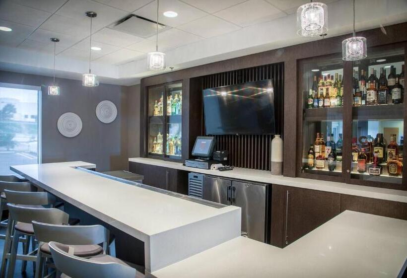 فندق Springhill Suites By Marriott Miami Airport South Blue Lagoon Area