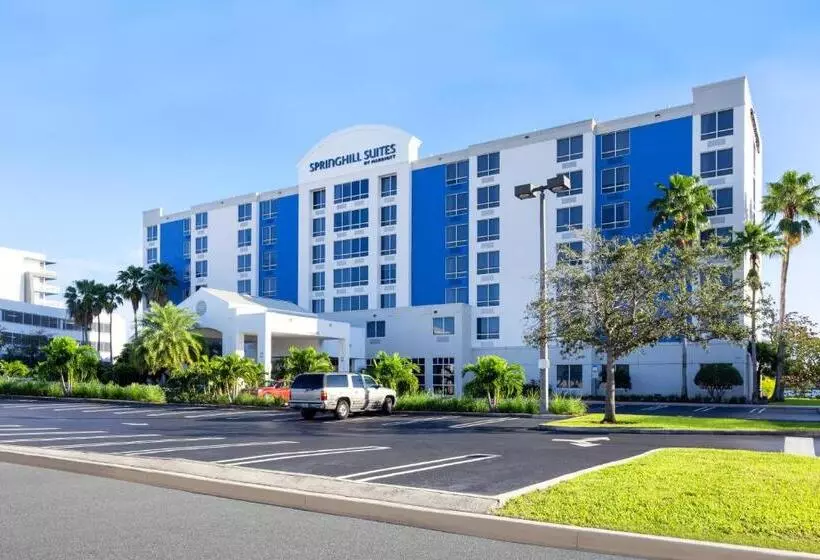 فندق Springhill Suites By Marriott Miami Airport South Blue Lagoon Area