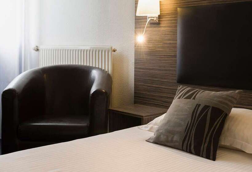 ホテル The Originals City Hôtel, Aéroport Beauvais