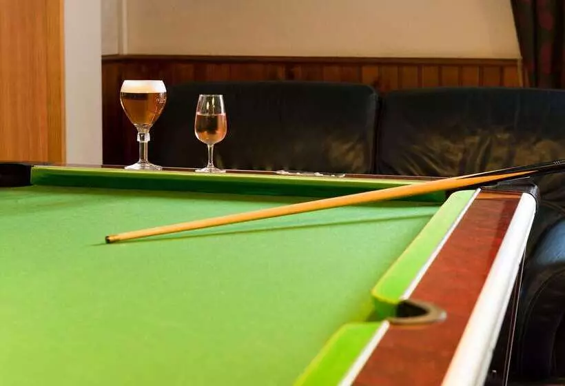 Отель The Originals City Hôtel, Aéroport Beauvais