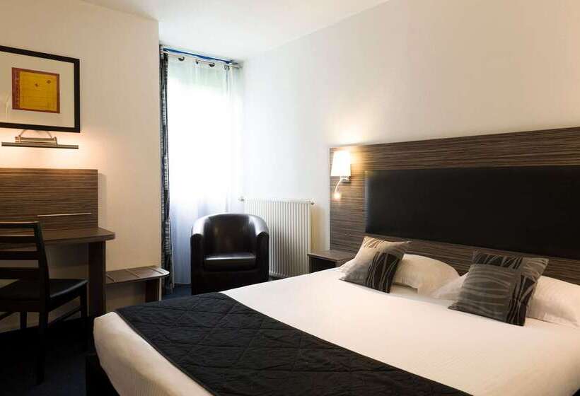 ホテル The Originals City Hôtel, Aéroport Beauvais