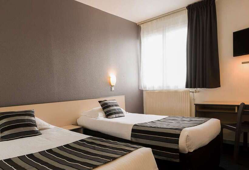 ホテル The Originals City Hôtel, Aéroport Beauvais