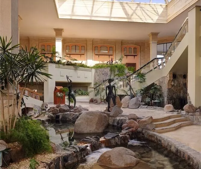 Naama Bay Promenade Beach Resort Managed by Accor