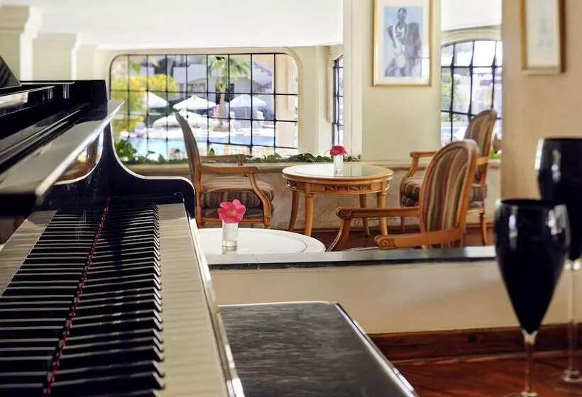 Naama Bay Promenade Beach Resort Managed by Accor