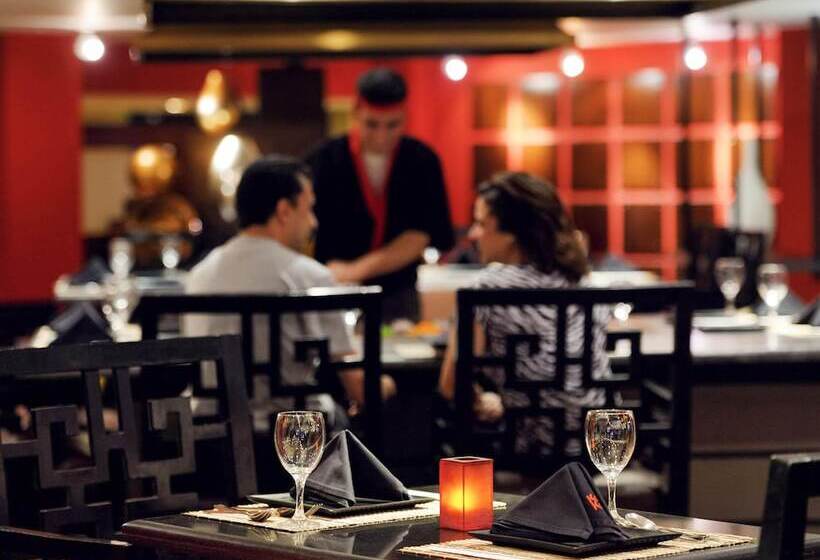 Naama Bay Promenade Beach Resort Managed by Accor