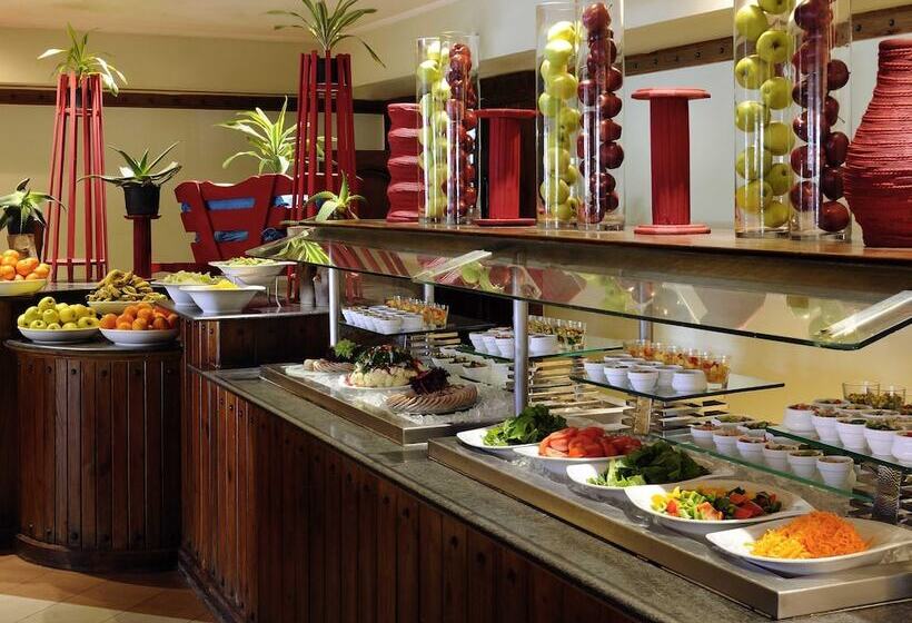 Naama Bay Promenade Beach Resort Managed by Accor