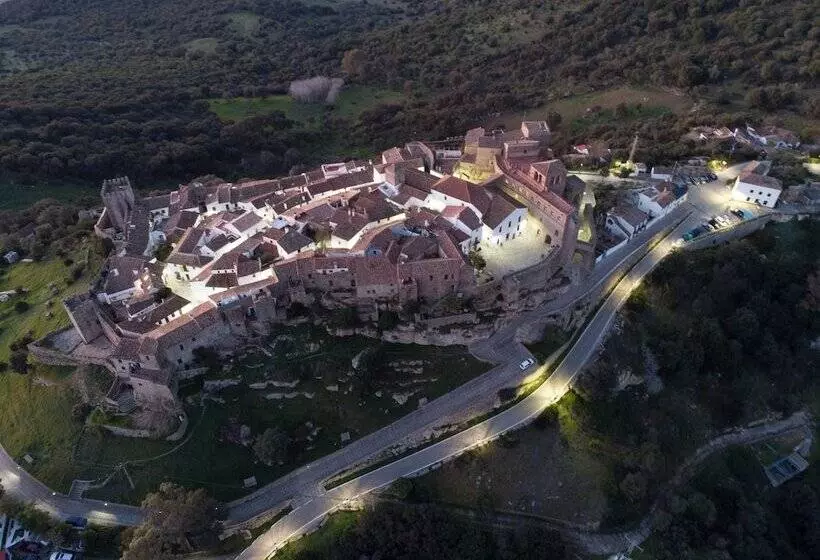 Tugasa Castillo De Castellar