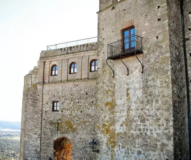 Tugasa Castillo De Castellar
