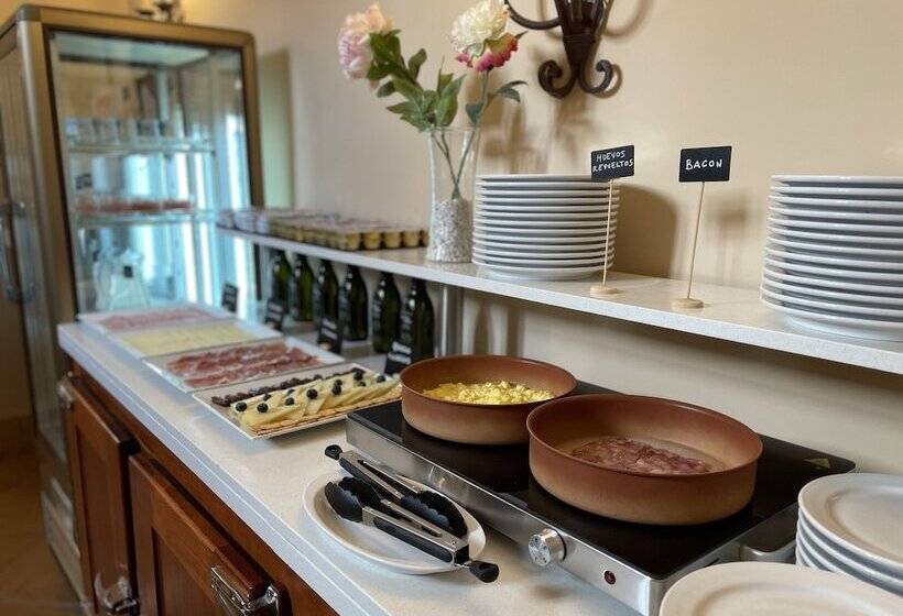 Tugasa Castillo De Castellar