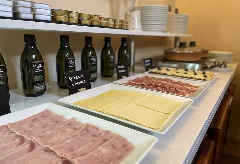 Tugasa Castillo De Castellar