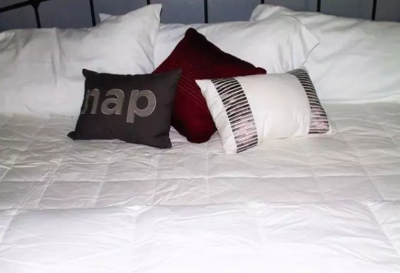 Aamiaismajoitus (B&B) Oak Creek Lodge