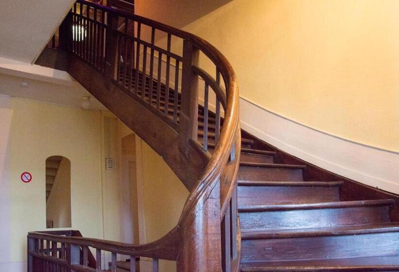 客栈 Schönbrunnen