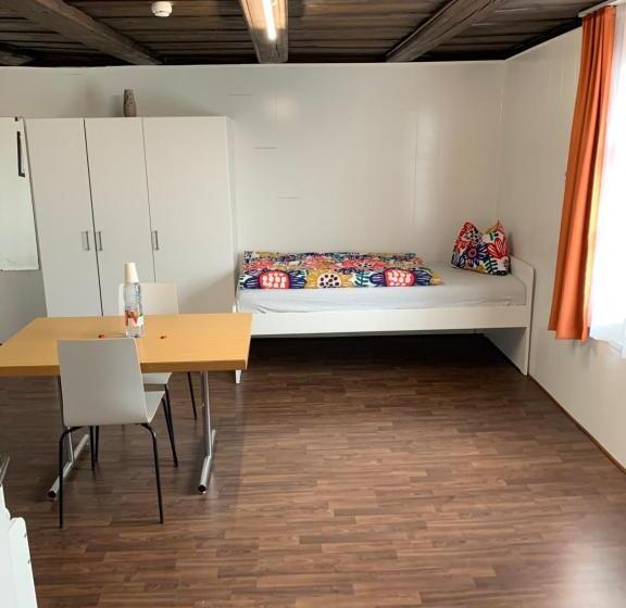 客栈 Schönbrunnen