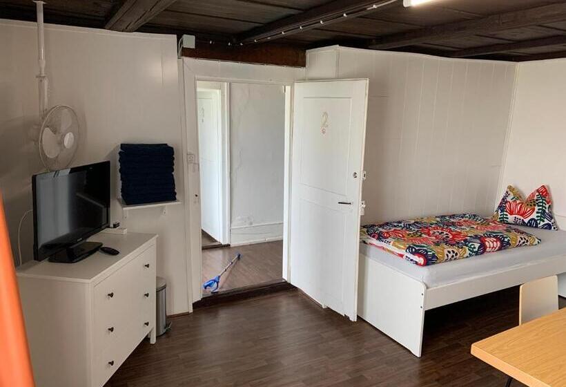 客栈 Schönbrunnen