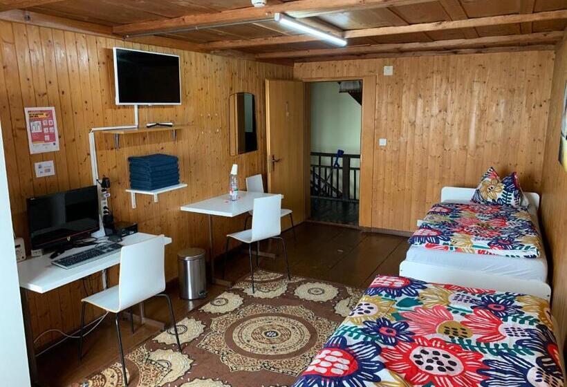 客栈 Schönbrunnen