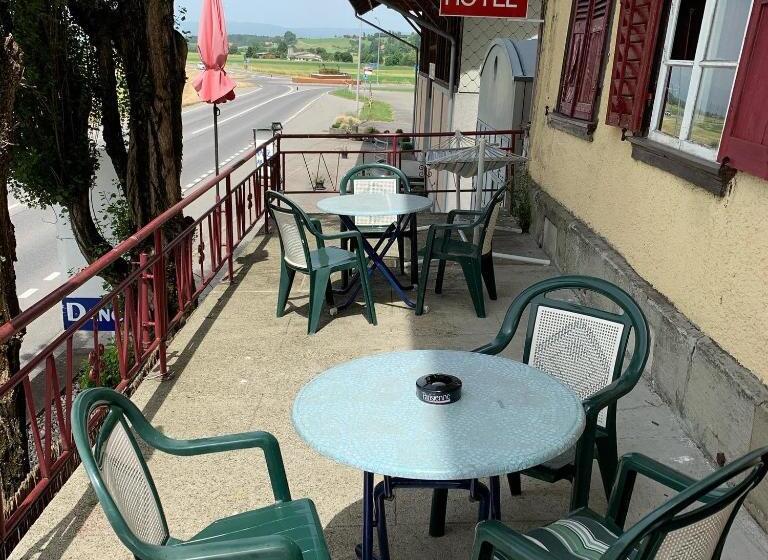 客栈 Schönbrunnen