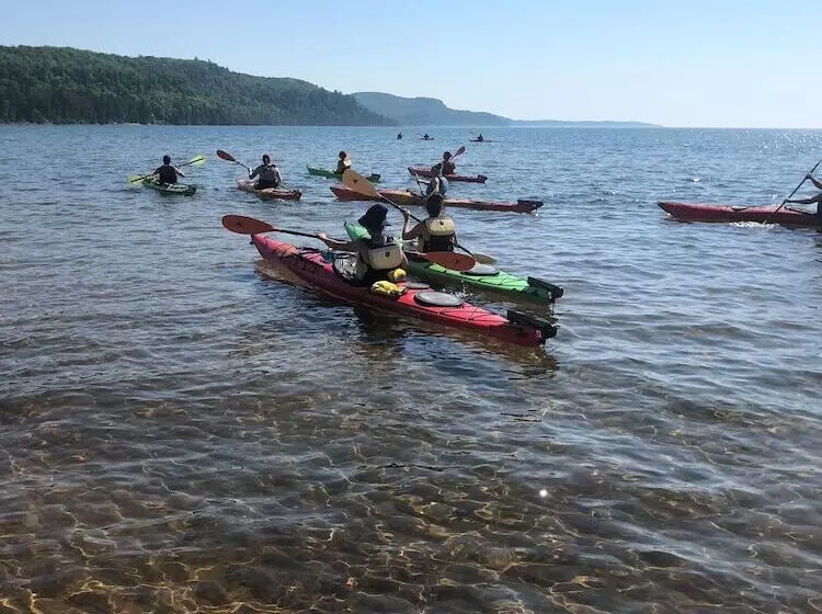 Hotelli Aqua Log Cabins Resort