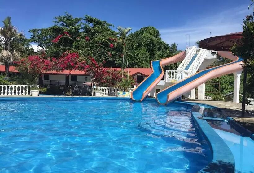 ホテル Summer Splash Resort