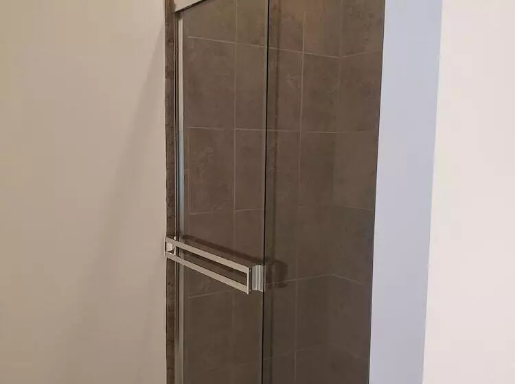 Manor On The Mile Two