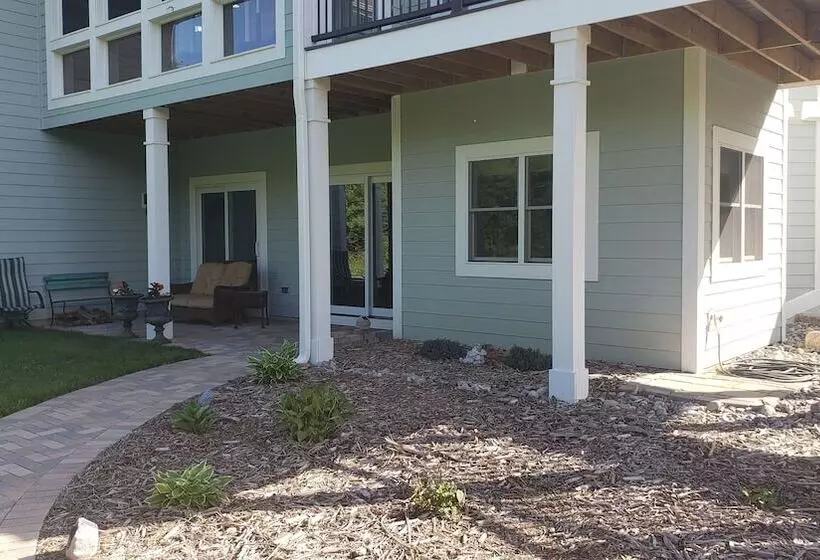 Manor On The Mile Two