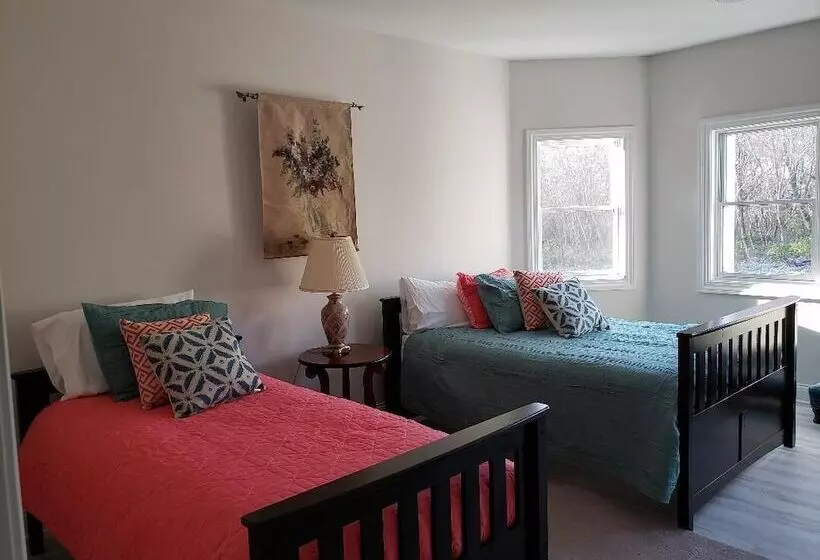 Manor On The Mile Two